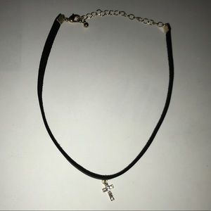 Cross choker necklace